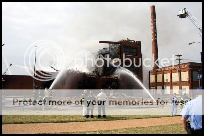 IMAGE: http://i541.photobucket.com/albums/gg380/jdudun/IMG_8259-1.jpg